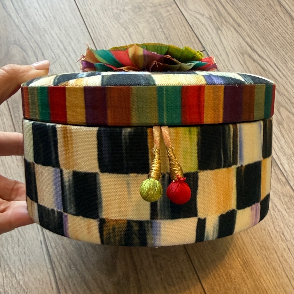 Mackenzie-Childs Courtly Check Round Jewelry Box - Picture 2 of 5